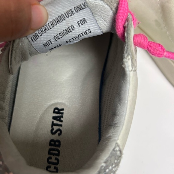  Kids Sneakers with Pink Laces